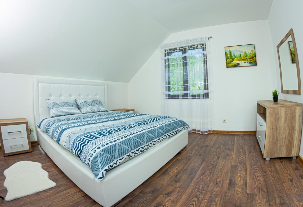 Holiday Home Lisica Žabljak エクステリア 写真